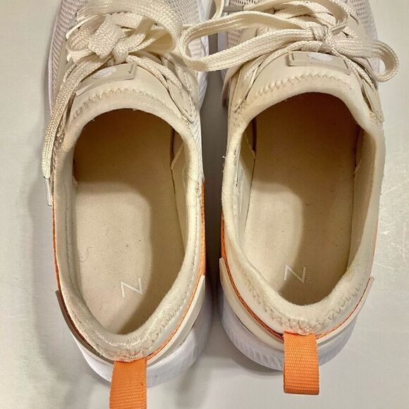 Z by Zella Vega Sneaker, 7.5 White with Peach Detail - Picture 8 of 8